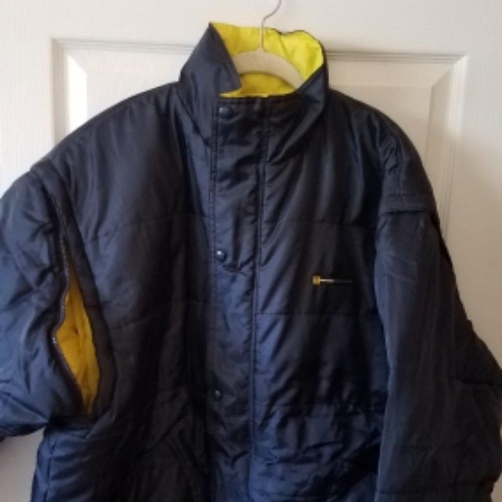 GUESS Jacket - Picture 7 of 9